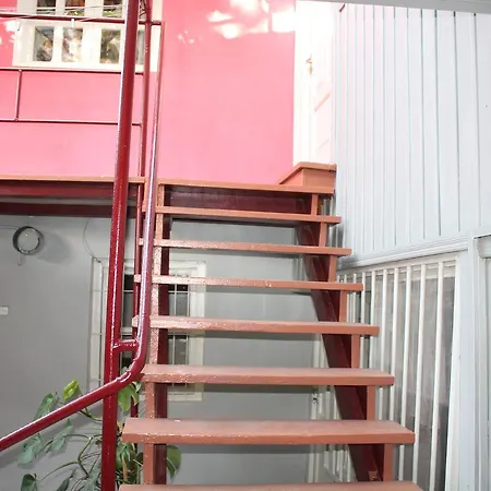 Hostel Old City Sololaki-2